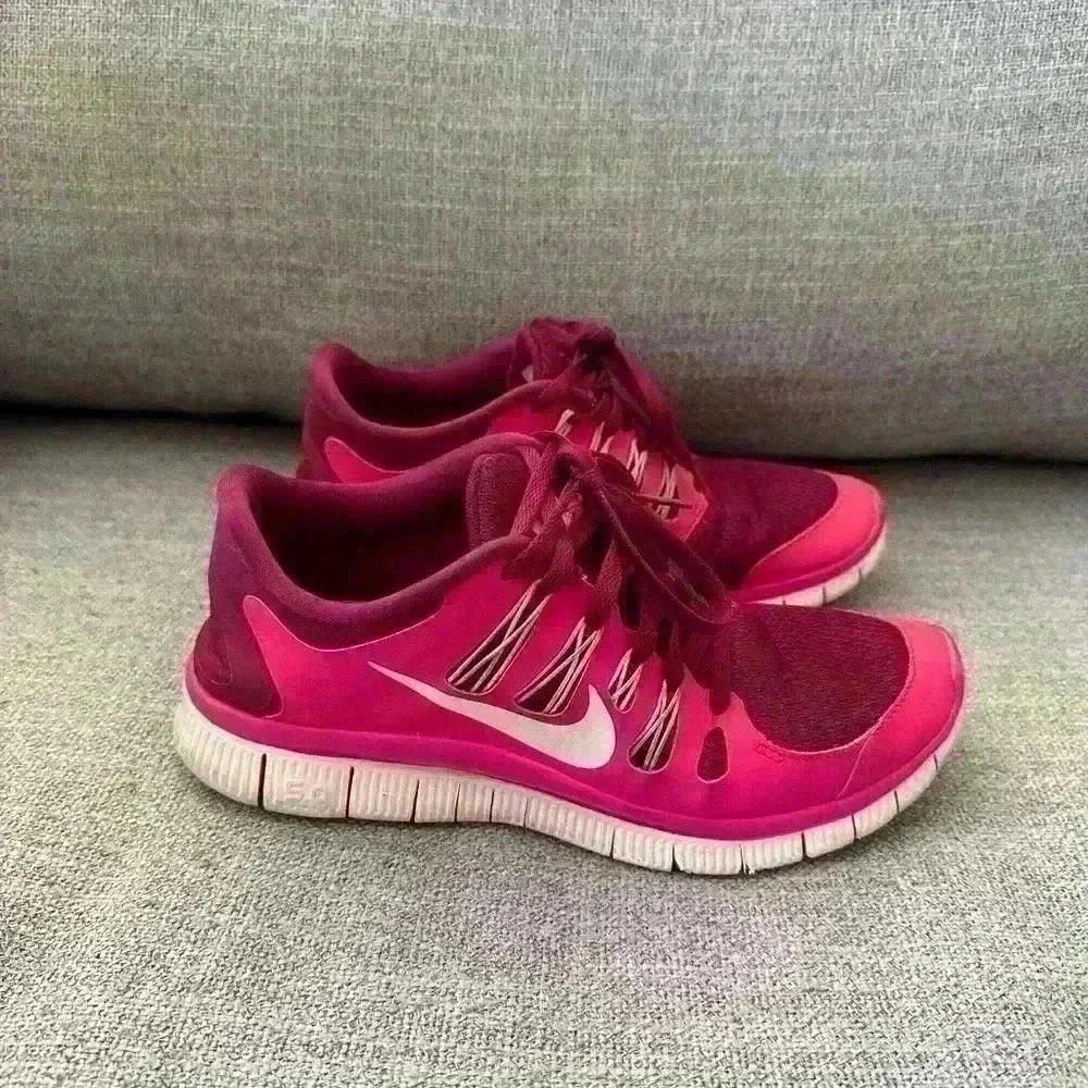 Nike | Women’s free run 5.0 pink running  shoes size 8.5